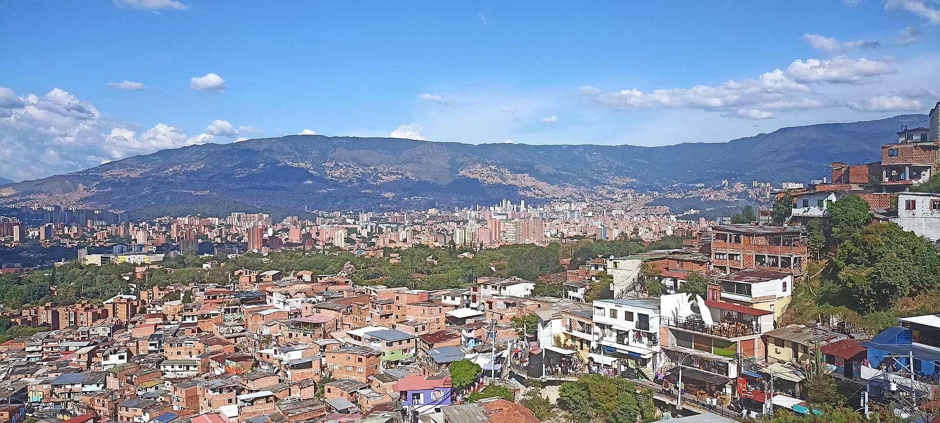 Communitary Tourism at the Comuna 13 in Medellin
