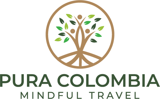 Pura Colombia Logo