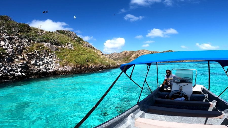 Beautiful Boat Excursions around Providence island Colombia