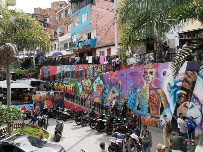 Street Art comuna 13 Medellin